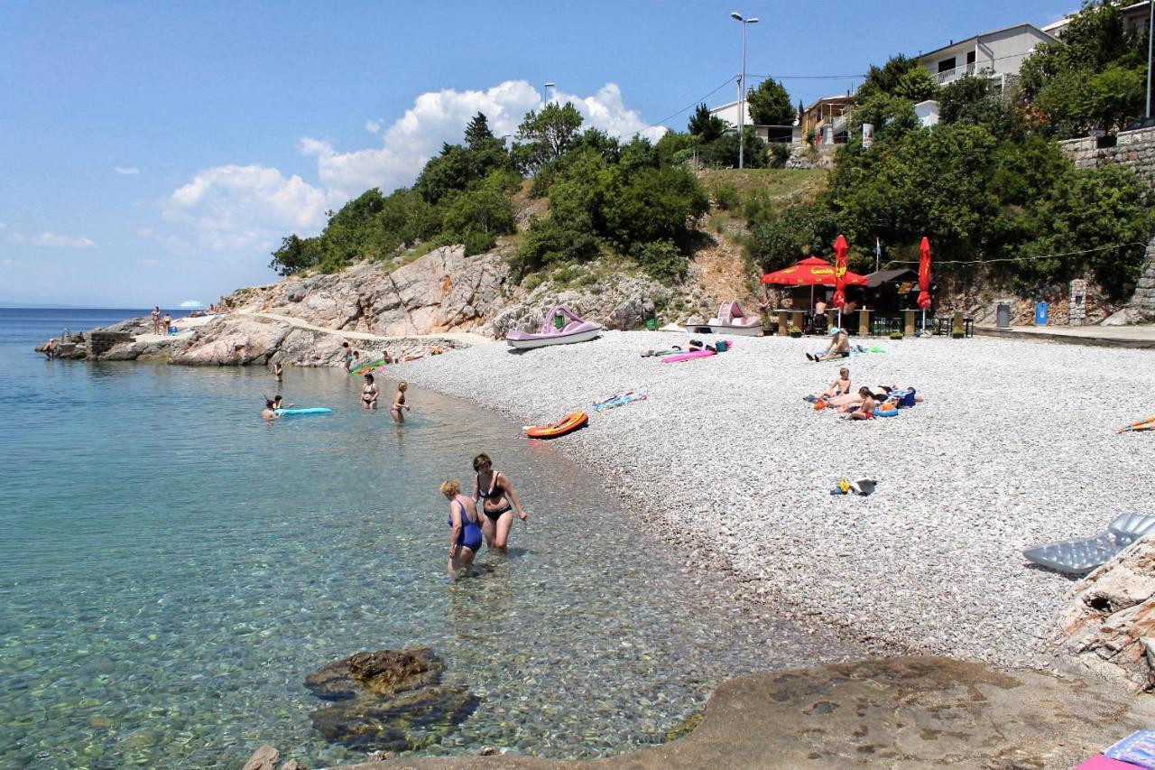 Apartments with a parking space Senj - 5571 Bagian luar foto