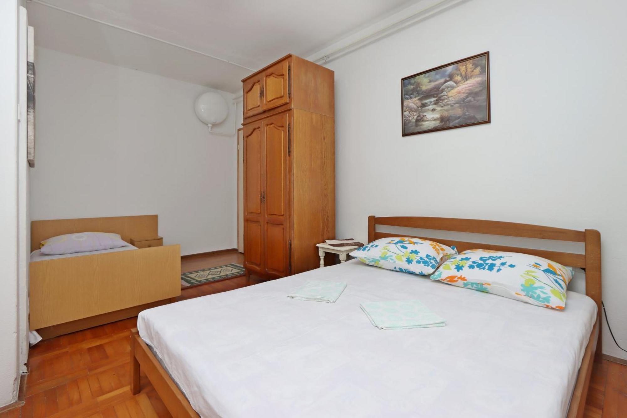 Apartments with a parking space Senj - 5571 Ruang foto