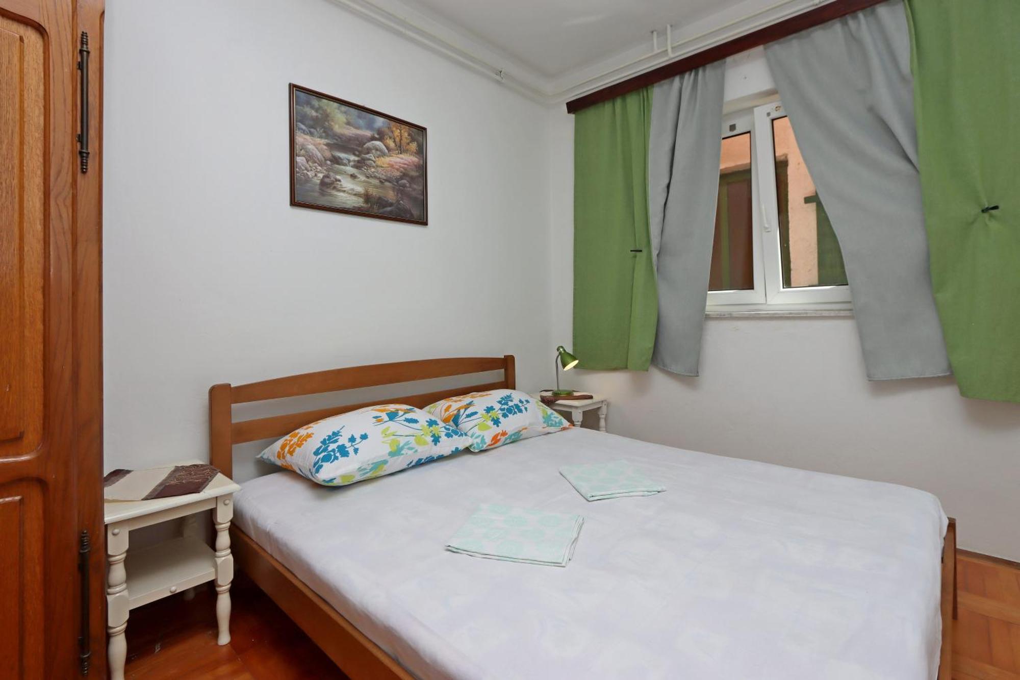 Apartments with a parking space Senj - 5571 Bagian luar foto